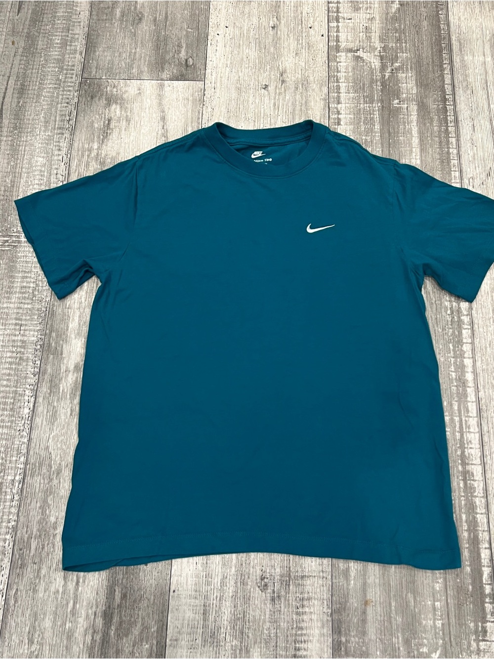 Nike Men's Teal Short-Sleeve Crew Tee - Size Small